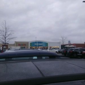 Meet your Posher, Fatima